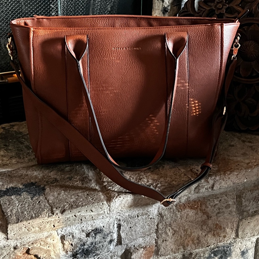 Poppy & Peonies Multitasker Tote in Chestnut Brand New